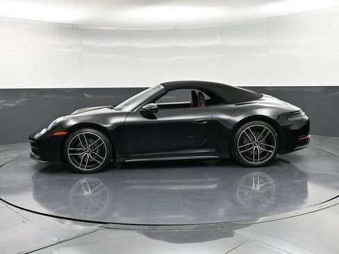 New 2025 Porsche 911 Carrera image 2