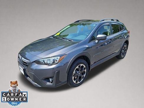 Used 2022 Subaru Crosstrek 2.0i Premium w/ Moonroof Package AWD/4WD image 8