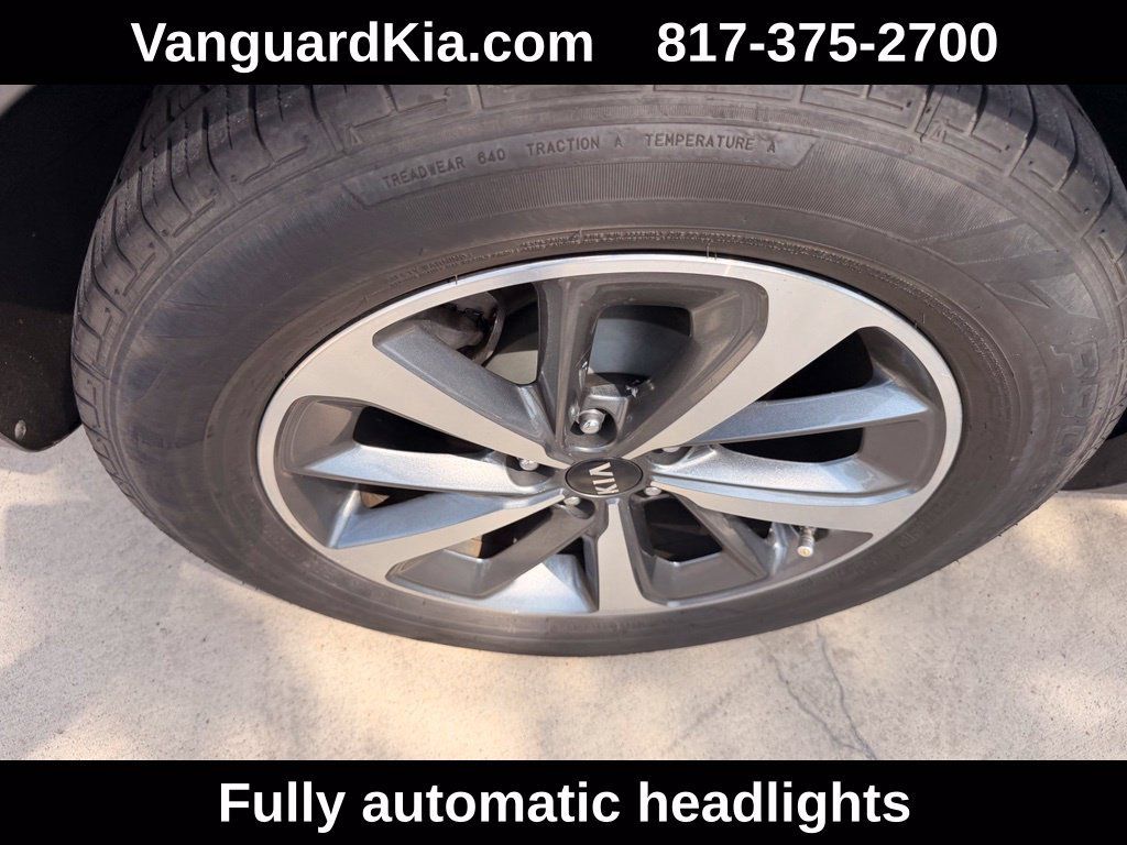 Used 2019 Kia Sorento EX FWD image 10
