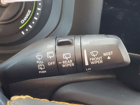 Used 2024 Jeep Wrangler Sahara image 14