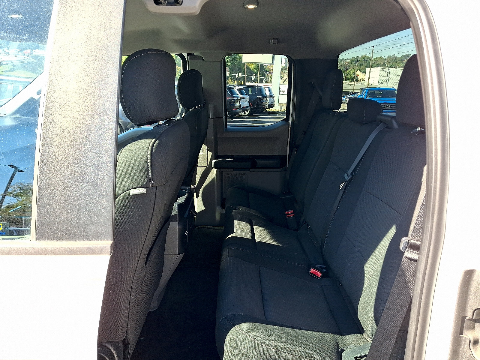 Used 2017 Ford F150 XL w/ Equipment Group 101A Mid AWD/4WD image 10