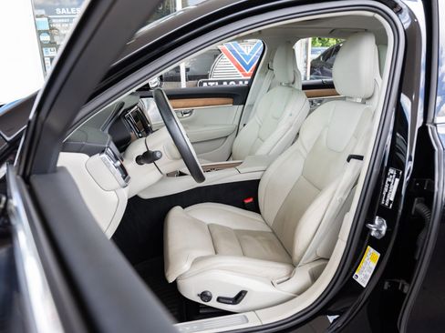 Used 2017 Volvo S90 T6 Inscription w/ Vision Package image 15