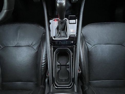 Used 2023 Jeep Compass Limited image 19