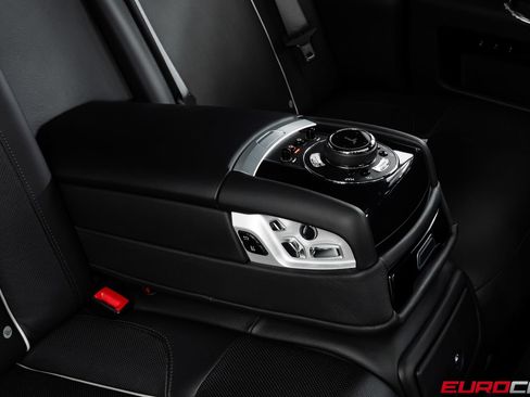 Used 2014 Rolls-Royce Ghost RWD image 40