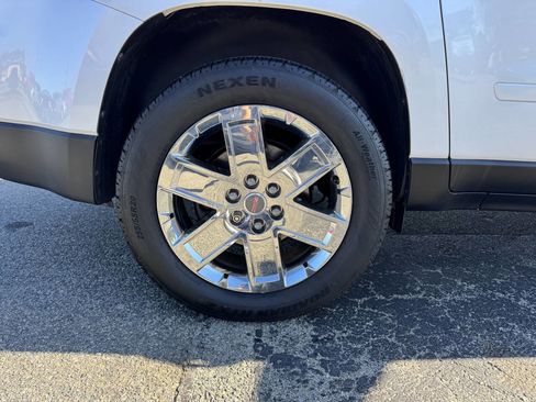 Used 2017 GMC Acadia Limited SLT AWD/4WD image 10