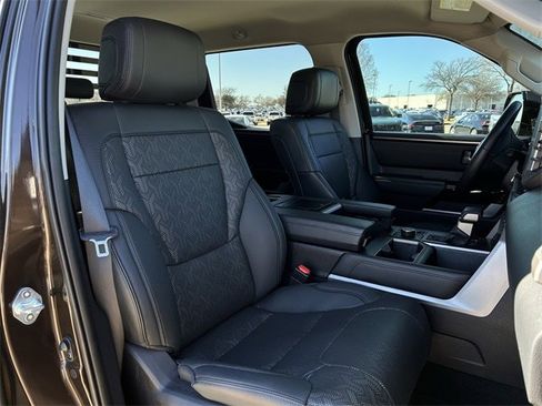 Used 2024 Toyota Tundra Limited w/ Power Package image 32