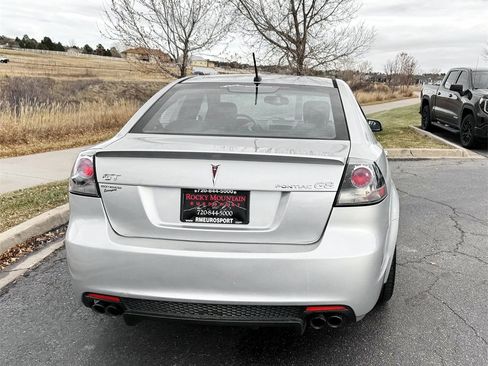 Used 2009 Pontiac G8 GT w/ Premium Package image 9