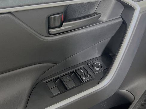 Used 2025 Toyota RAV4 LE image 17