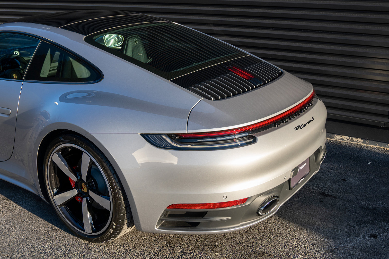 Used 2024 Porsche 911 Carrera S RWD image 9