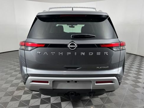 Certified 2025 Nissan Pathfinder Platinum FWD image 10