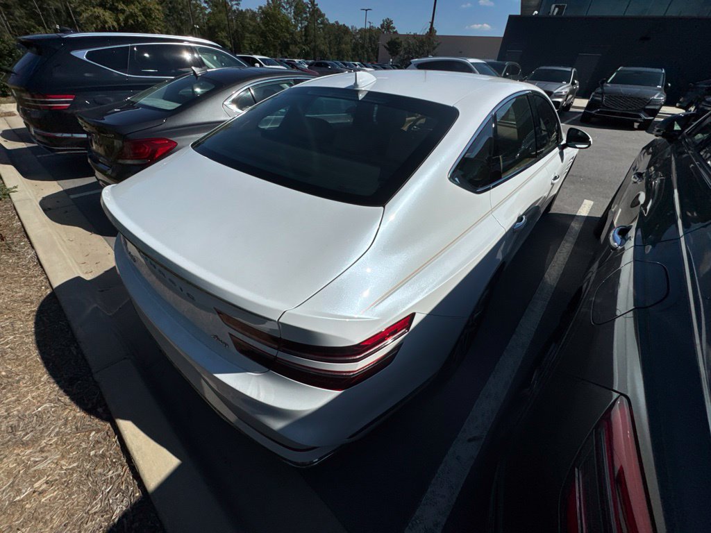 Used 2022 Genesis G80 2.5T w/ Prestige Package RWD image 3