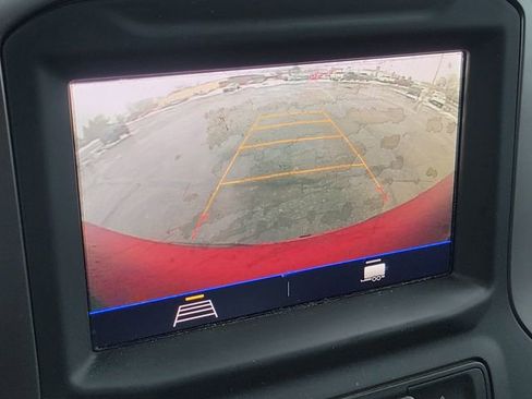 Used 2020 Chevrolet Silverado 1500 Custom w/ Custom Value Package image 15