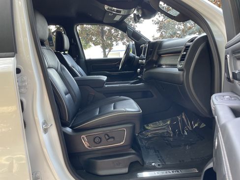 Used 2023 RAM 1500 Limited AWD/4WD image 10