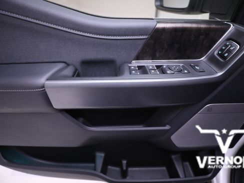 New 2026 Ford F350 Lariat w/ Chrome Package image 19