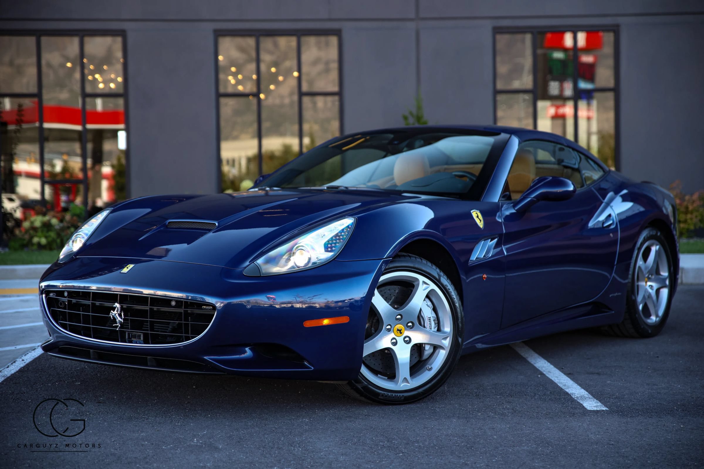 Used 2011 Ferrari California RWD image 4