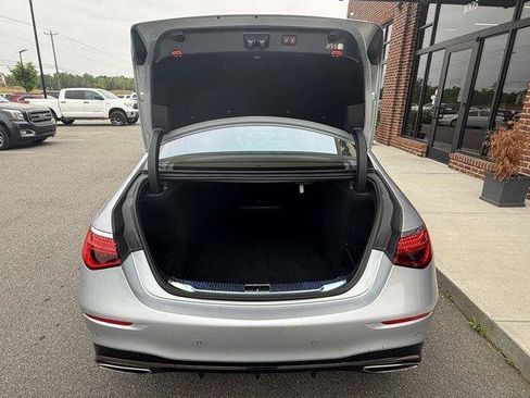 Used 2023 Mercedes-Benz S 580 4MATIC Sedan image 12