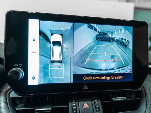 Certified 2025 Toyota RAV4 XSE w/ Advanced Technology Package image 33