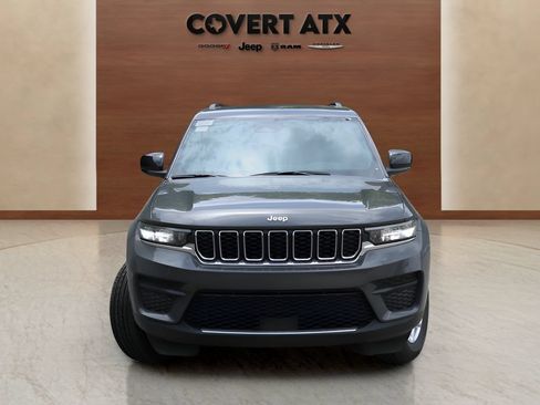 New 2026 Jeep Grand Cherokee Laredo RWD image 8
