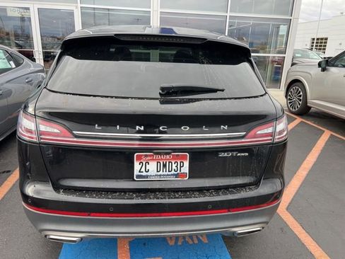 Used 2019 Lincoln Nautilus Reserve image 4