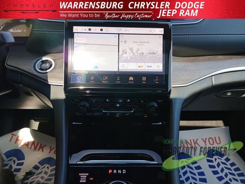 New 2025 Jeep Grand Cherokee L Limited w/ Luxury Tech Group II image 23