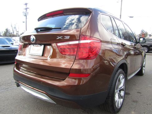 Used 2017 BMW X3 xDrive28i image 7