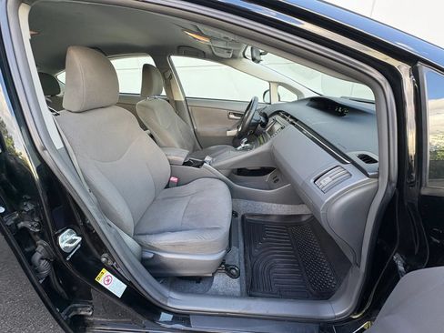 Used 2011 Toyota Prius Three w/ Navigation Pkg FWD image 24