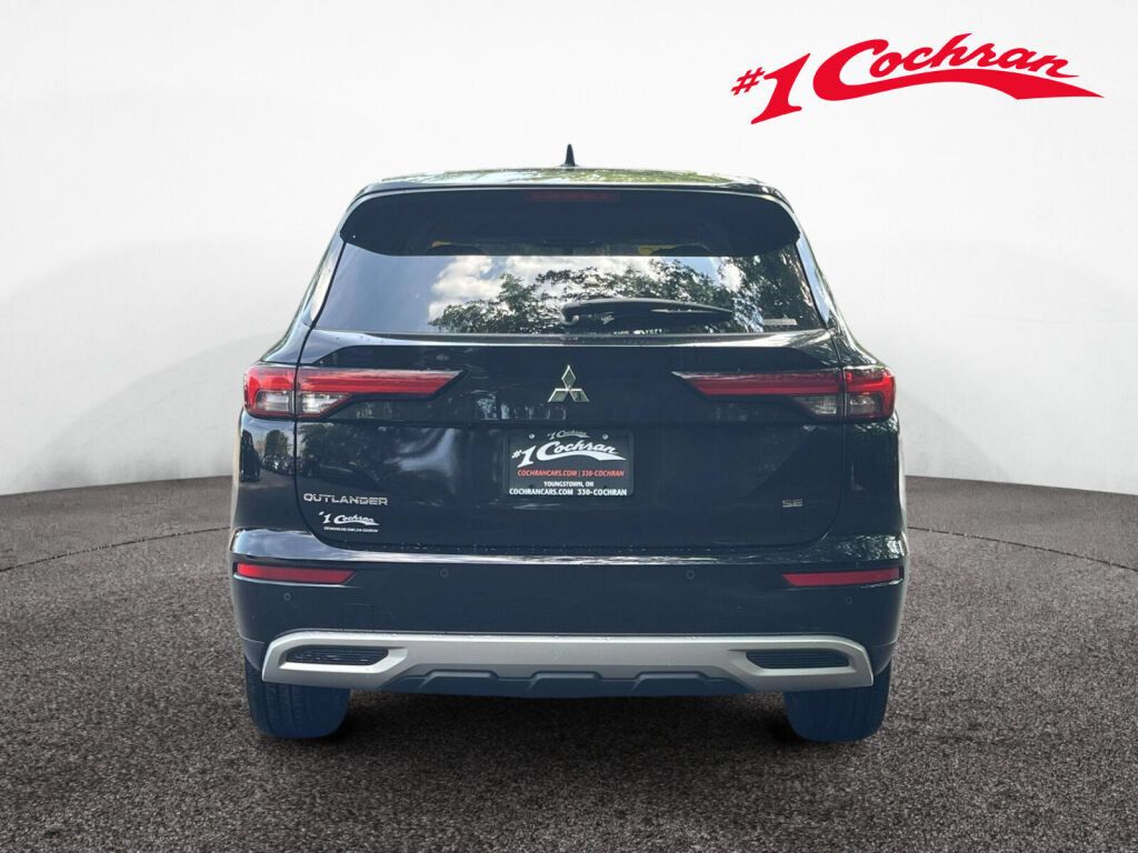 Used 2022 Mitsubishi Outlander SE AWD/4WD image 8