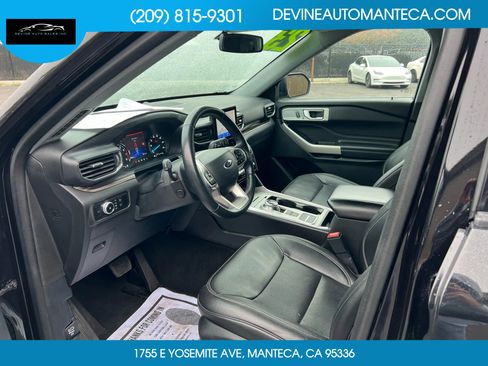 Used 2023 Ford Explorer Limited w/ Equipment Group 301A image 14