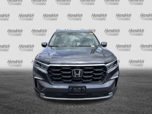 Used 2025 Honda Pilot EX-L image 3