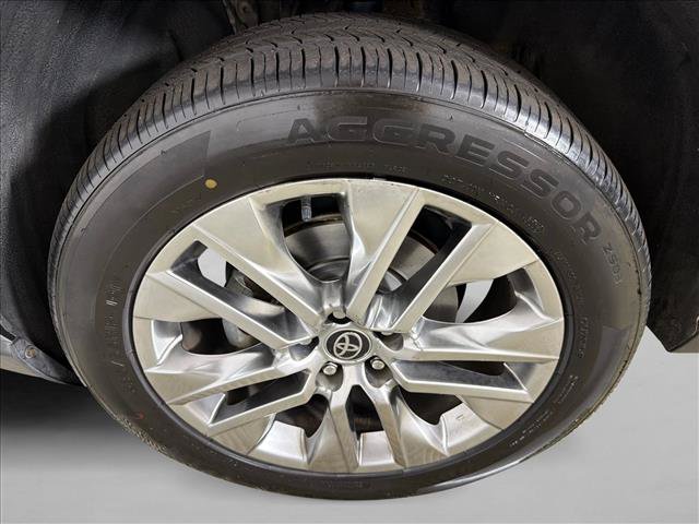 Used 2021 Toyota RAV4 Limited FWD image 13