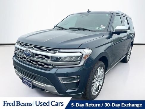 Used 2022 Ford Expedition Platinum AWD/4WD image 3