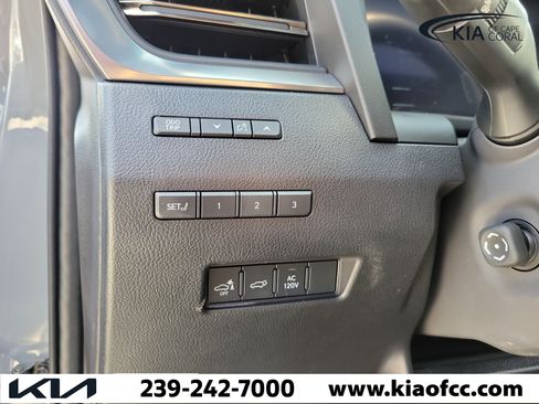 Used 2024 Lexus GX 550 w/ Accessory Package (Z1) AWD/4WD image 23