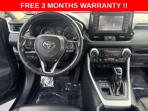 Used 2019 Toyota RAV4 XLE Premium w/ Cold Weather Package AWD/4WD image 27