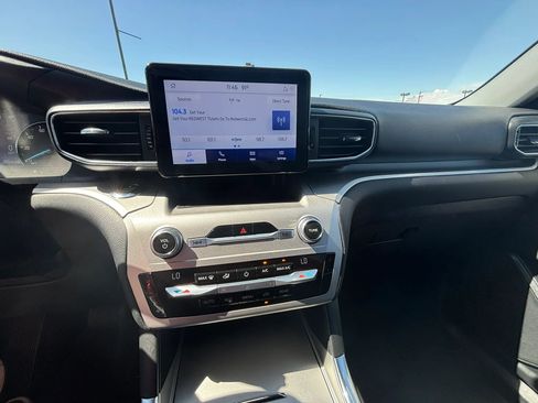 Used 2021 Ford Explorer XLT w/ Equipment Group 202A image 17