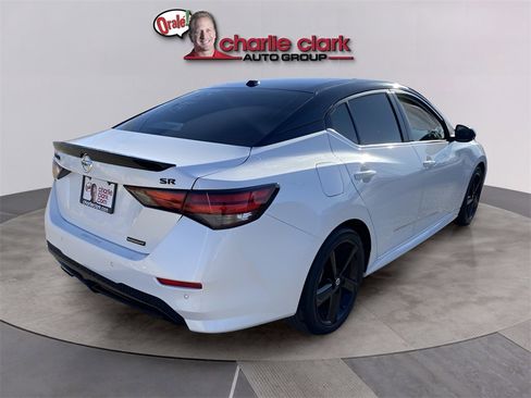 Used 2023 Nissan Sentra SR w/ Midnight Edition Package image 5