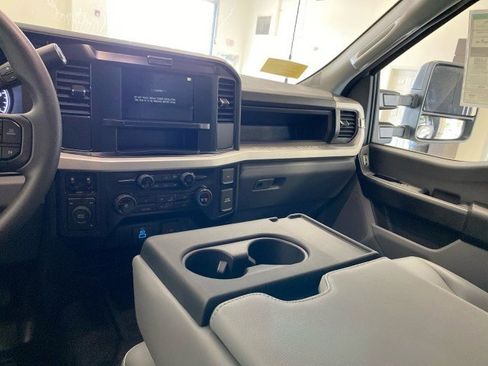 New 2025 Ford F350 XL w/ XL Chrome Package image 12