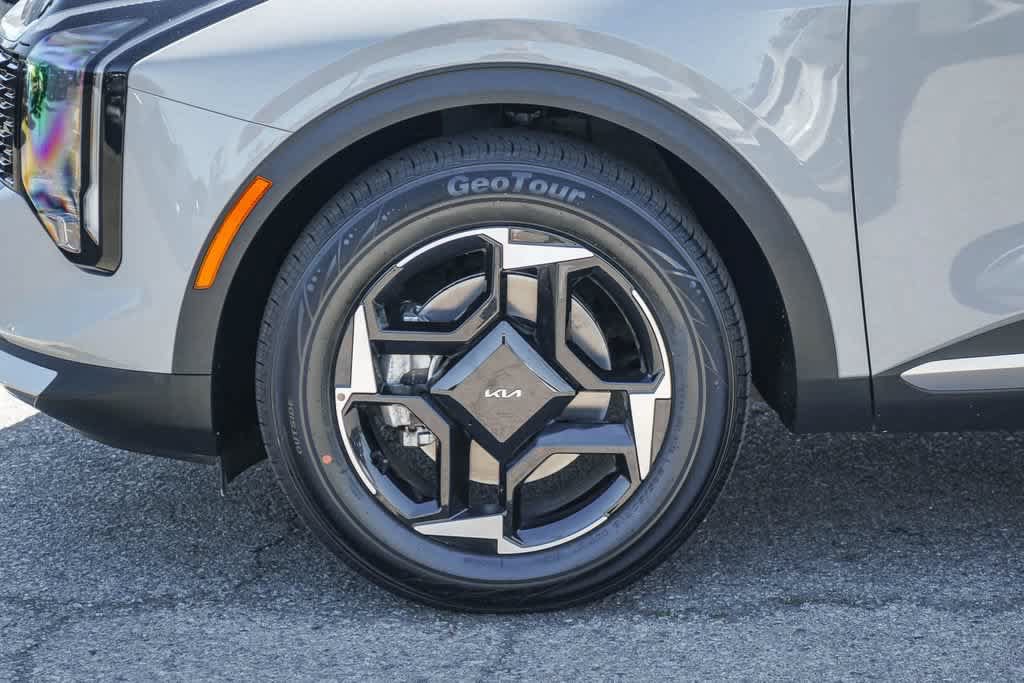 Used 2026 Kia Sportage EX FWD image 10