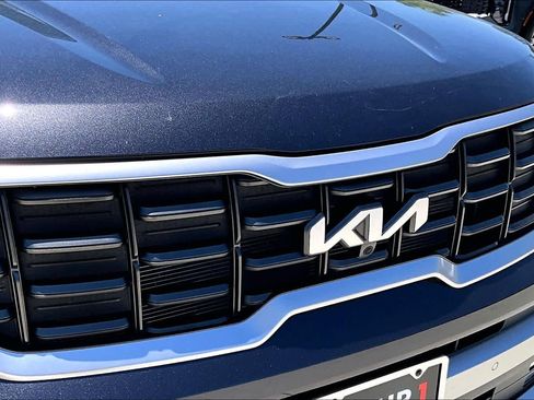Used 2025 Kia Telluride SX w/ SX Captain's Chair Package FWD image 55