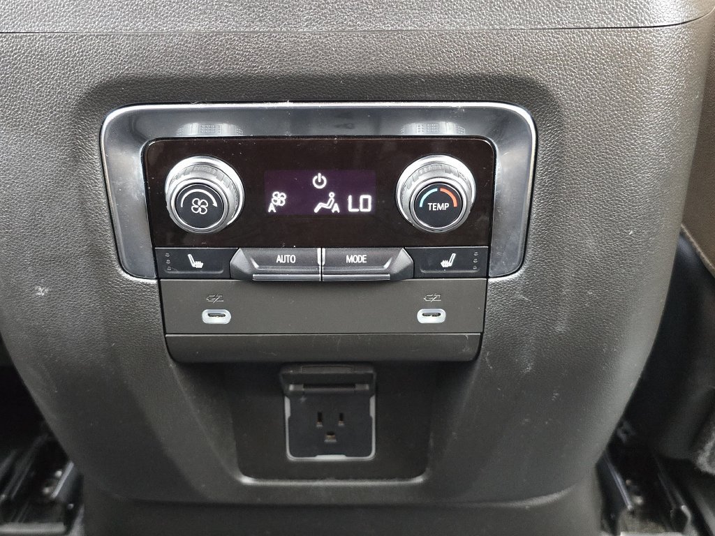 Certified 2024 Chevrolet Tahoe Premier RWD image 20