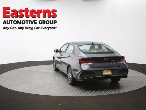 Used 2024 Hyundai Elantra SEL FWD image 64