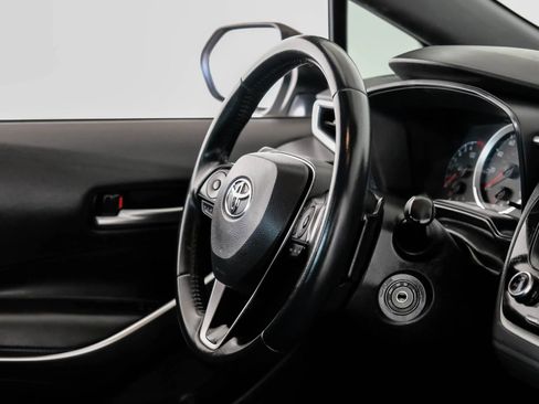 Used 2020 Toyota Corolla SE FWD image 13