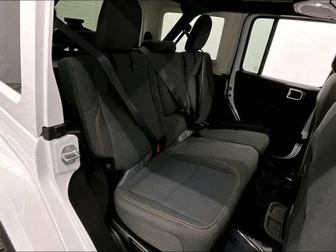 Used 2025 Jeep Wrangler Unlimited Sahara w/ Safety Group image 25