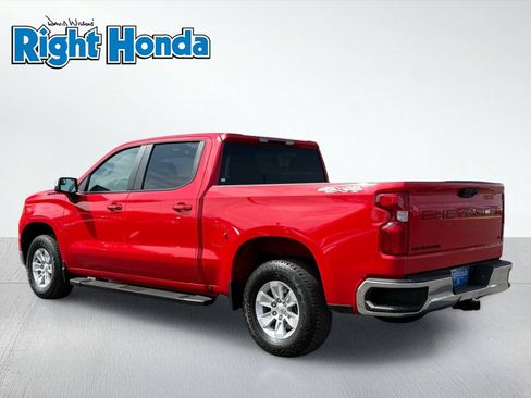 Used 2025 Chevrolet Silverado 1500 LT w/ LPO, Dark Essentials Package AWD/4WD image 4