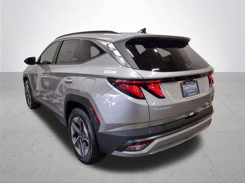 New 2025 Hyundai Tucson SEL image 10
