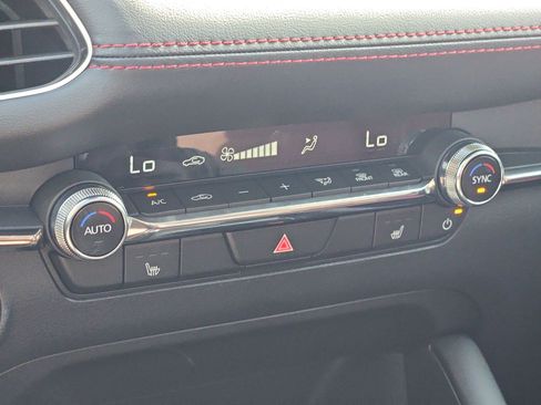 Used 2026 MAZDA MAZDA3 Carbon image 27