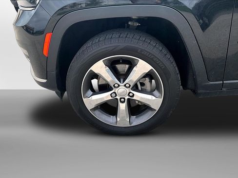 Used 2021 Jeep Grand Cherokee L Limited w/ Trailer Tow Group (B) AWD/4WD image 2
