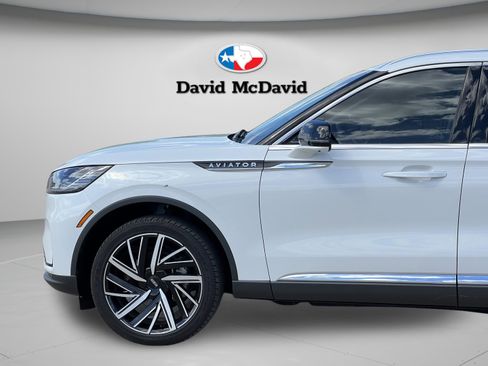 New 2025 Lincoln Aviator Reserve w/ Equipment Group 201A AWD/4WD image 30