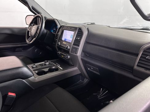 Used 2021 Ford Expedition XLT image 27