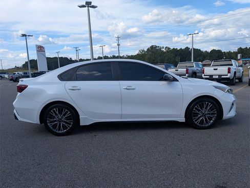 Used 2023 Kia Forte GT-Line w/ GT-Line Premium Package image 6