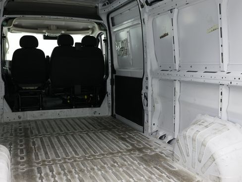 Used 2025 RAM ProMaster 2500 w/ Convenience Group FWD image 27